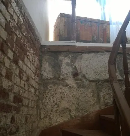 Mavi Beyaz منزل للإقامة
